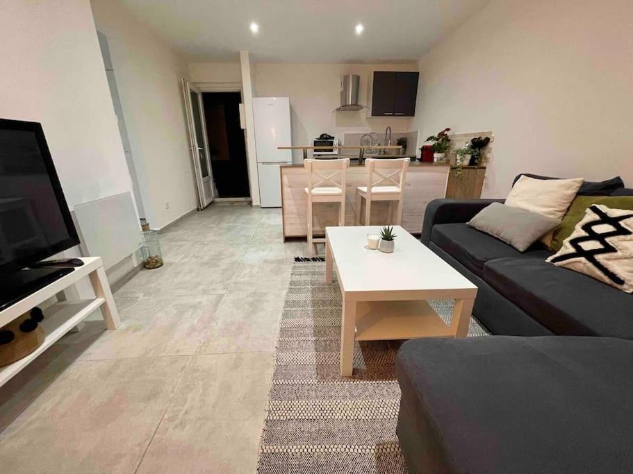 Toulon: Superbe Appartement Atypique 2 Chambres Ngoại thất bức ảnh