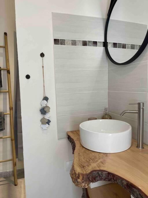 Toulon: Superbe Appartement Atypique 2 Chambres Ngoại thất bức ảnh
